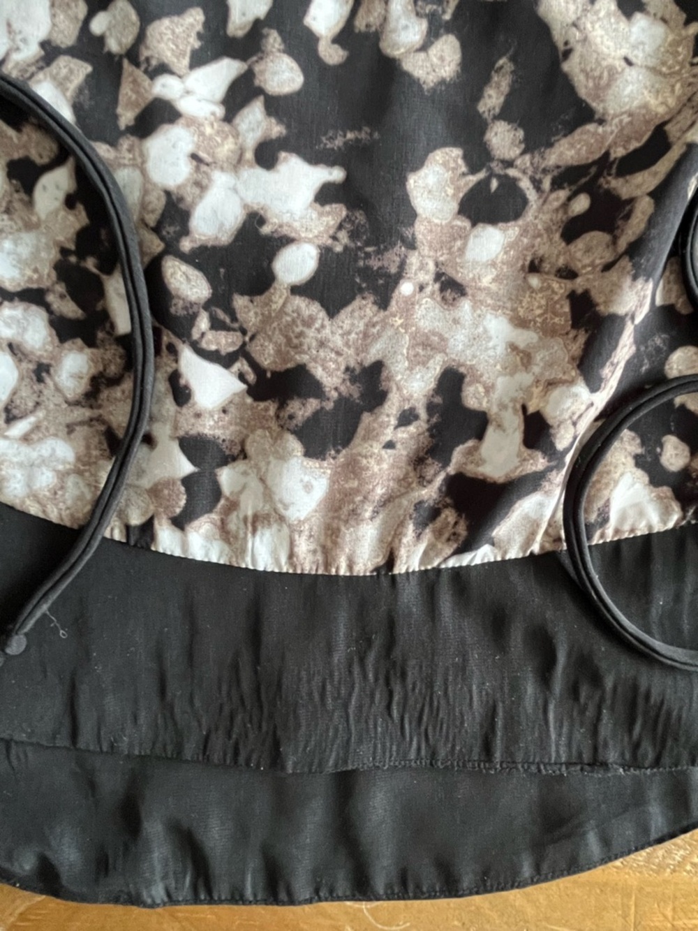 Mossimo Mod/Retro Black, Taupe and White Abstract Print Mini Dress US M - Picture 12 of 15